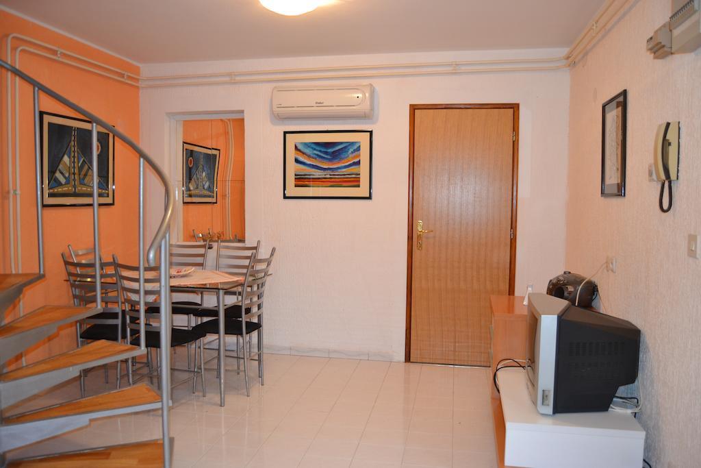 Apartments Cavae Romanae Medulin Room photo